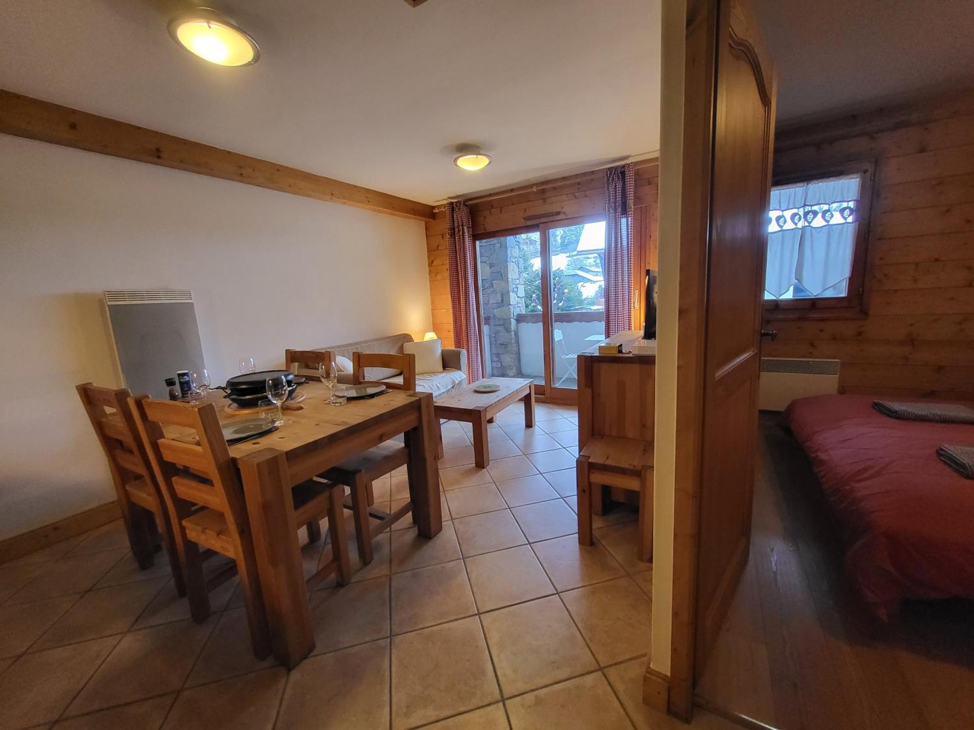 Ecrins A4, 1 Bedroom Apartment With Bunk Room, Central Samoens Exterior photo