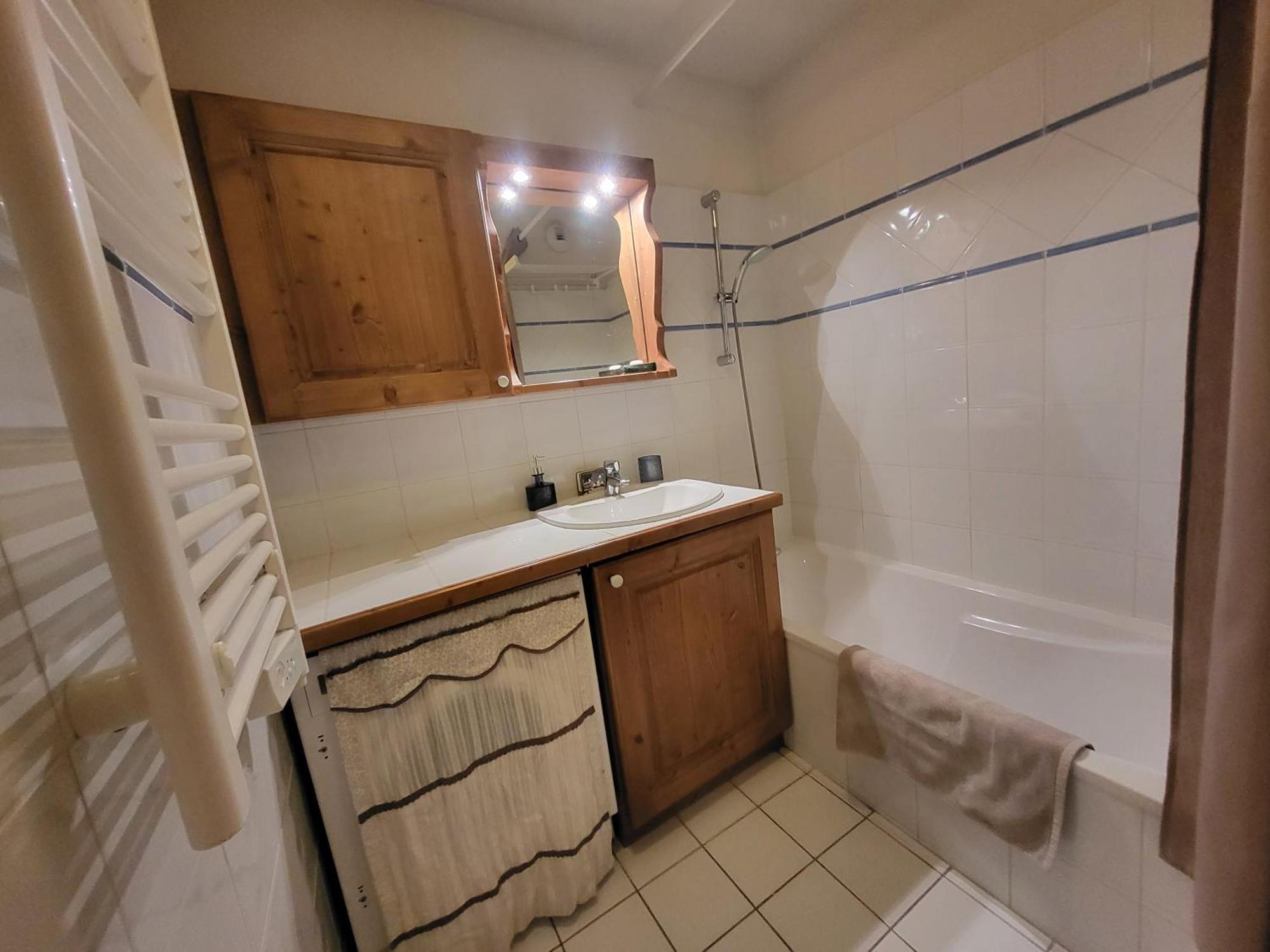 Ecrins A4, 1 Bedroom Apartment With Bunk Room, Central Samoens Exterior photo